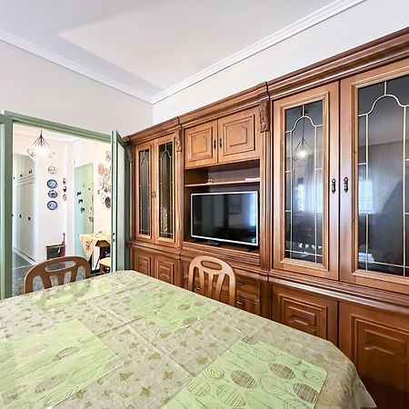 Sonia'S Skg 3 Bedroom Family Apartment - Near Metro Szaloniki Kültér fotó